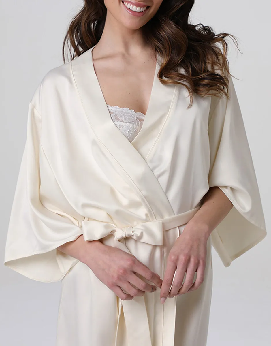 Lovable vestaglia in satin bianco latte con cintura