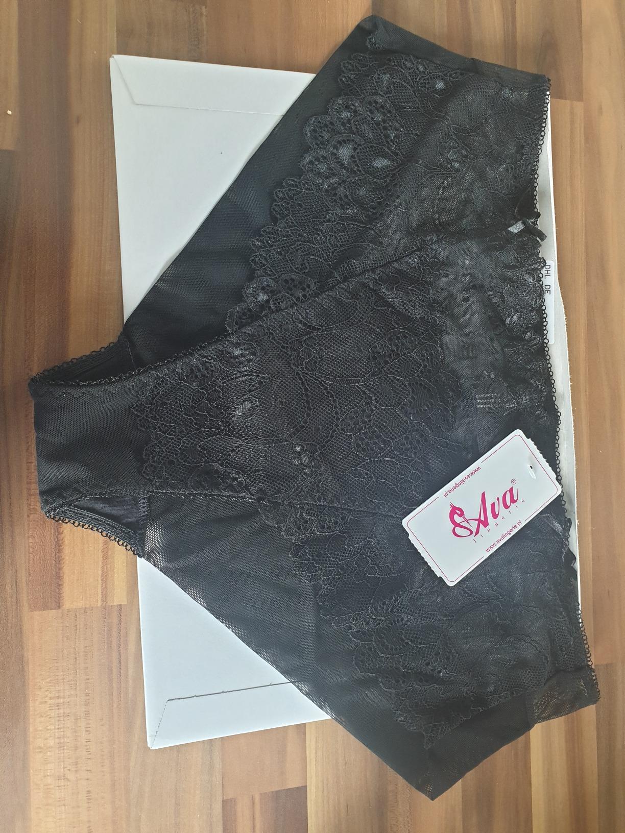 Ava 1030 Slip Pizzo Nero in Pizzo Floreale