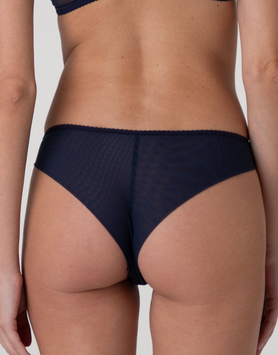 Lovable Elegant Embroidery brasiliano blu navy tulle ricamato